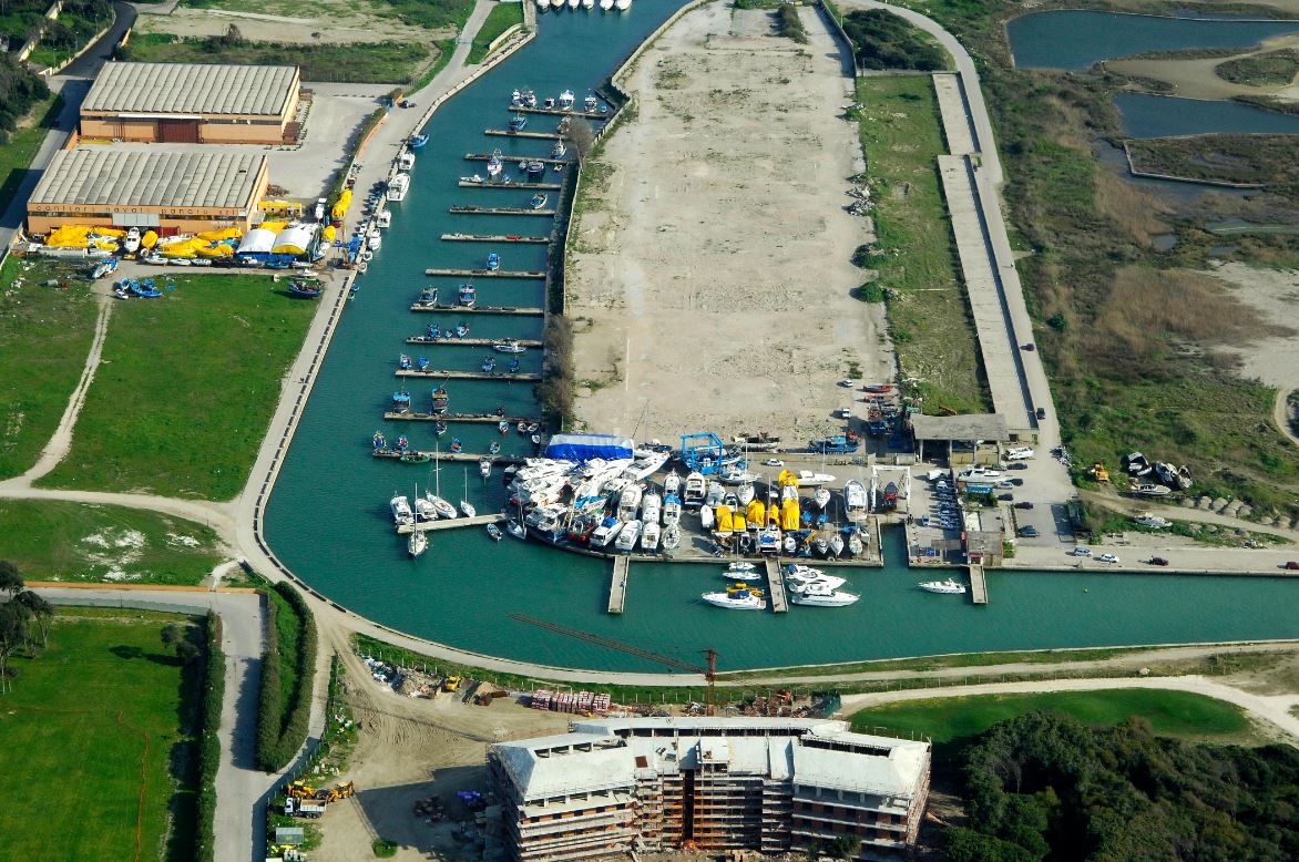 ITINERARIO PESCA CAMPANIA Spigole a Castel Volturno Villaggio Coppola (CE) ITINERARIO PESCA CAMPANIA Spigole a Castel Volturno Villaggio Coppola (CE)
